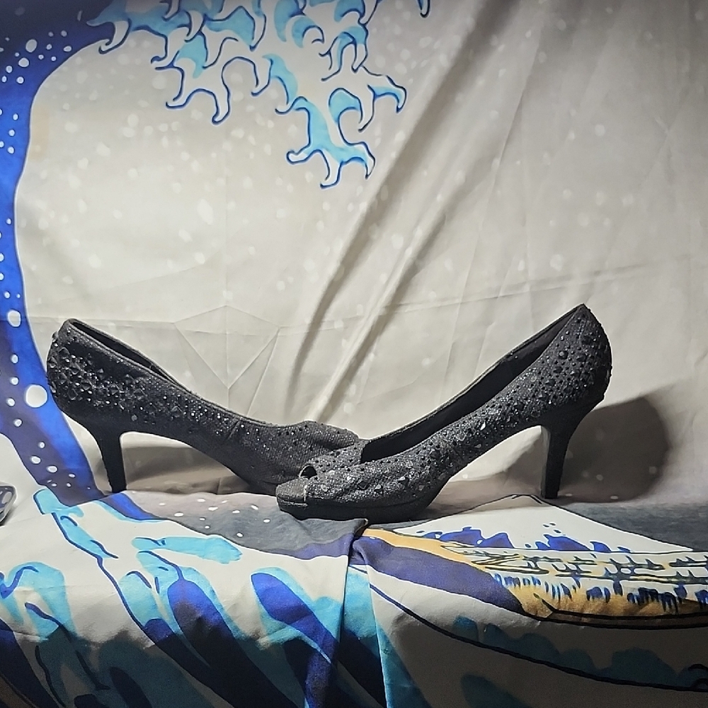 Kelly & Katie Black Textured Heels